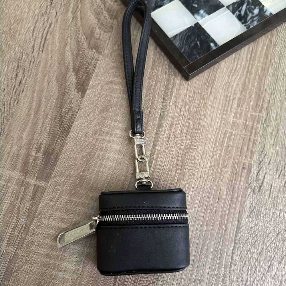 New Steve Madden mini coin purse - Picture 2 of 6